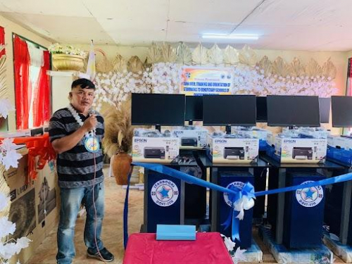 2022-09-19 DOST-X Remote Schools in the Municipality of Concepcion receive seven (7) STARBOOKS Units